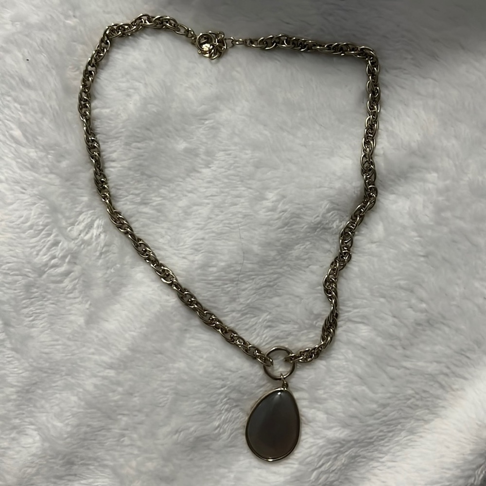 Chain necklace with lavender/grey stone